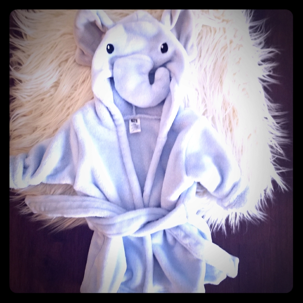 Plush Hudson Baby Elephant Hooded Robe 0-6 Months